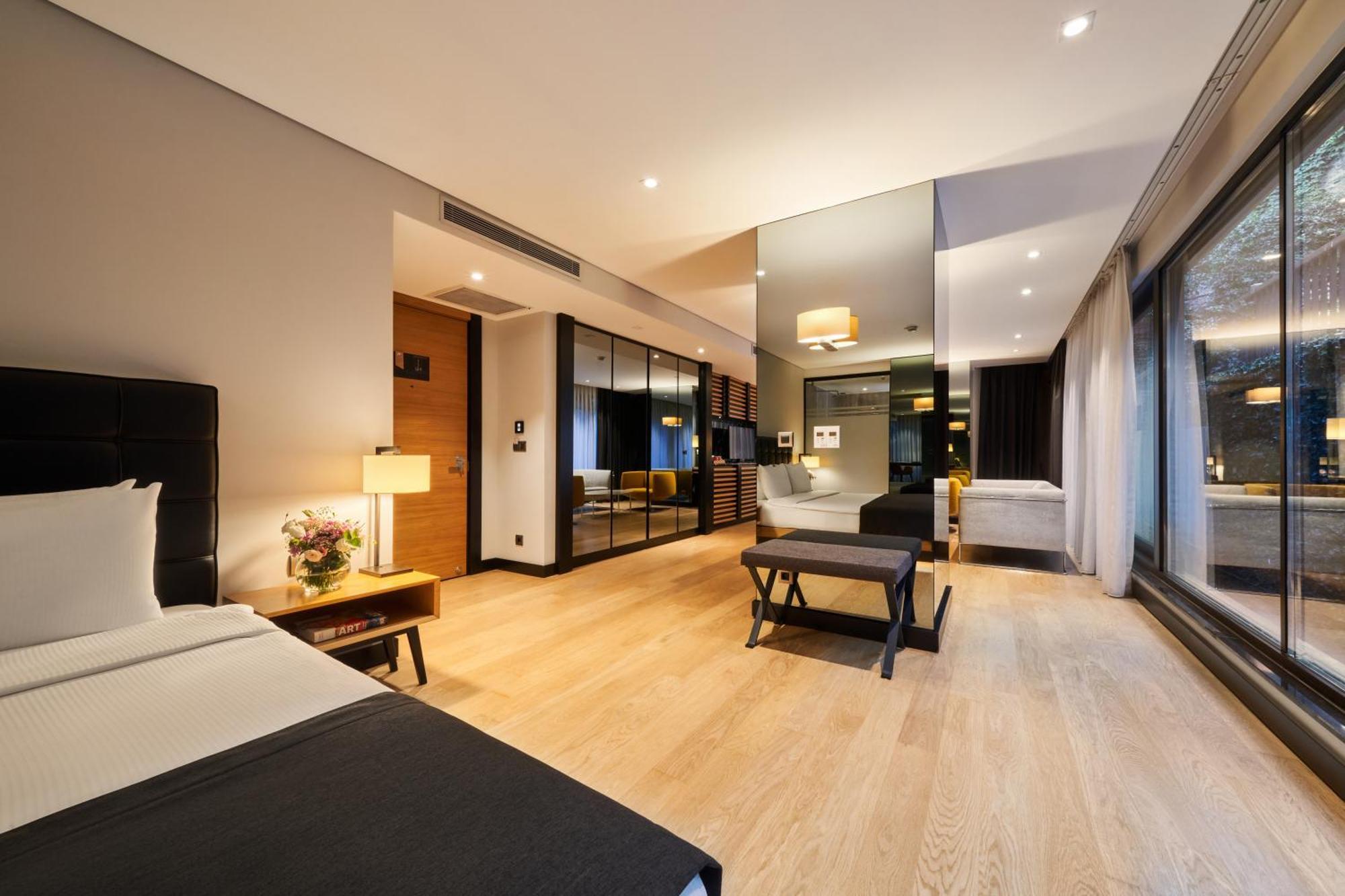 Metropolitan Hotels Bosphorus - Special Category Istanbul Ngoại thất bức ảnh