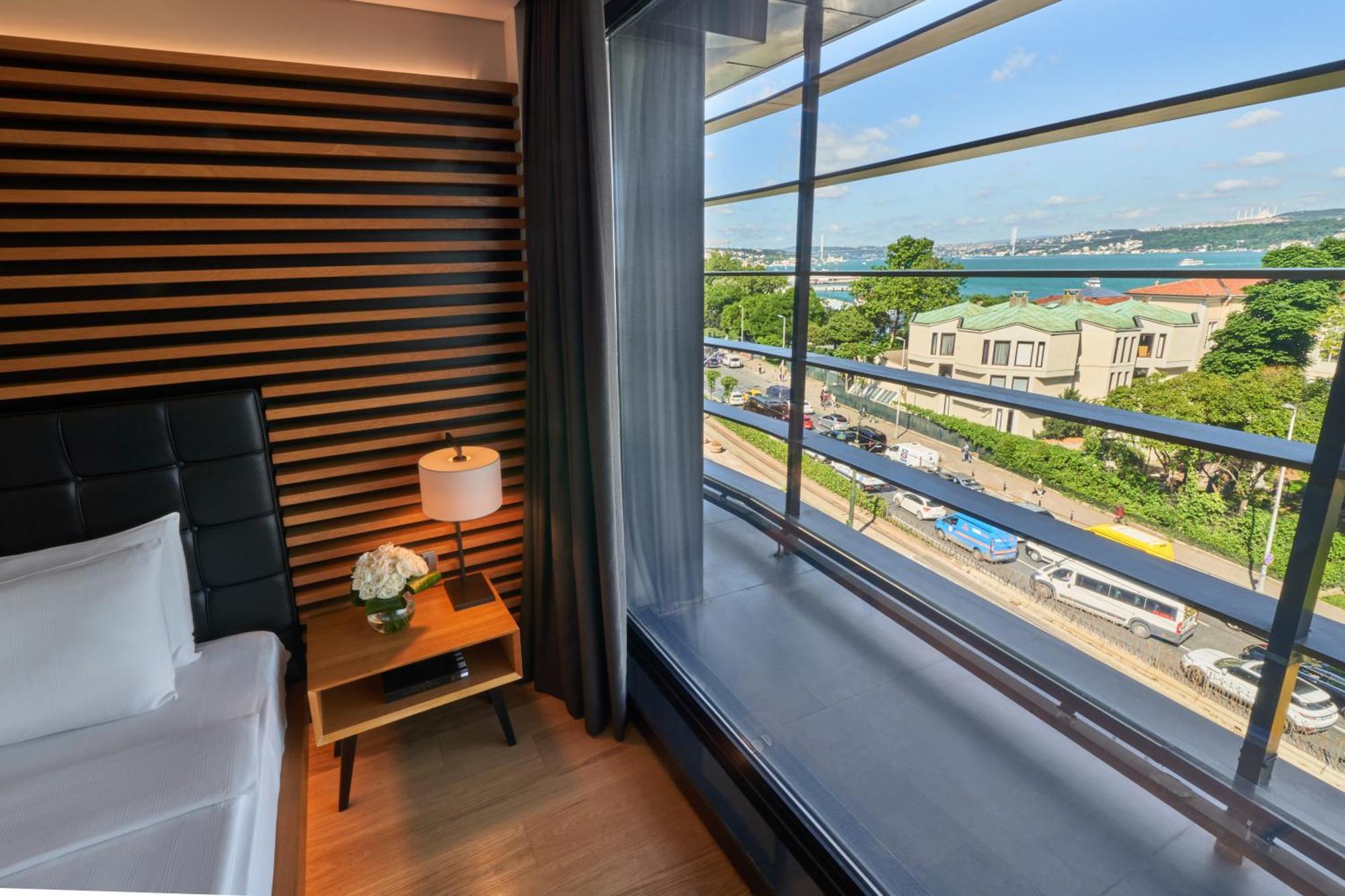 Metropolitan Hotels Bosphorus - Special Category Istanbul Ngoại thất bức ảnh